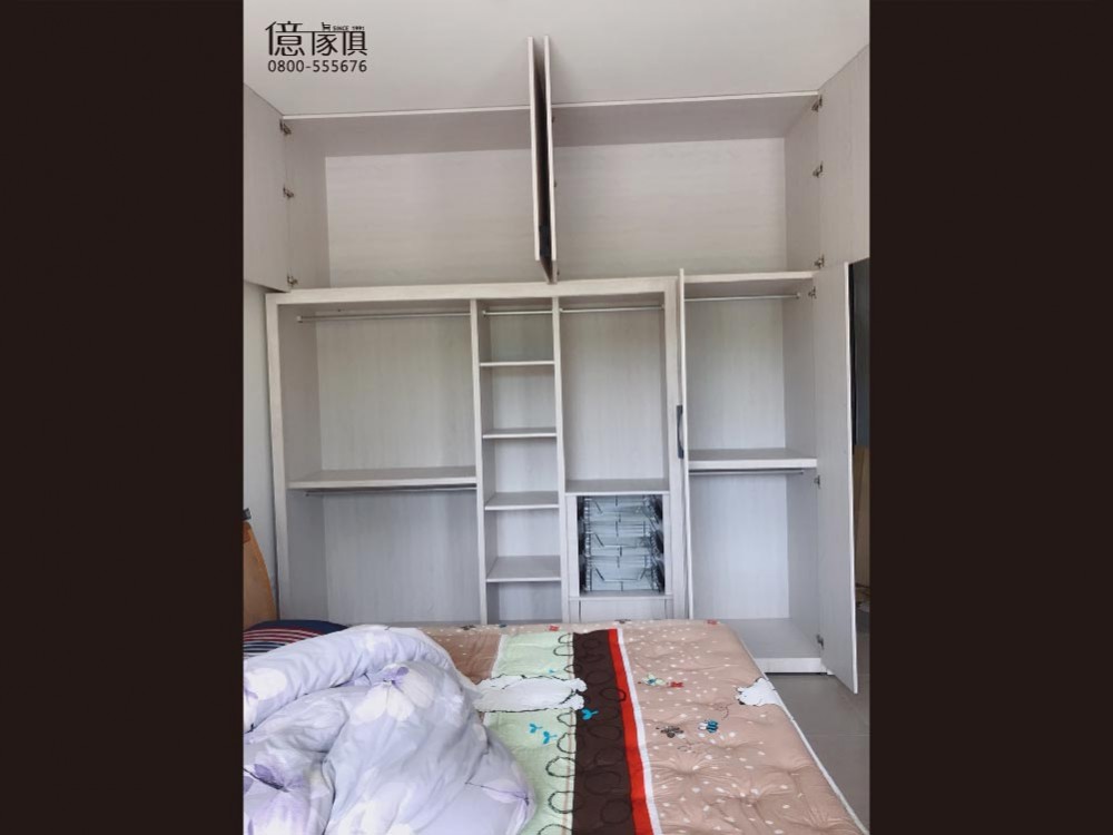 億家具批發倉庫-商品一覽-床組